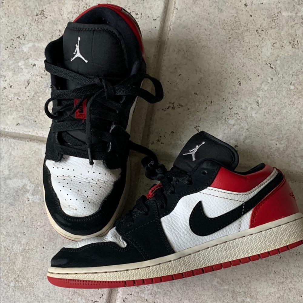 Air Jordan 1 Lo SE Kids Sneakers - Size 3.5Y